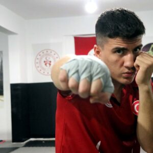 18 yasinda yuzde 89 nakavt orani yenilmez yumruk yusuf eren cKORYizc