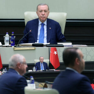 cumhurbaskanligi kabinesi yarin toplaniyor iste masadaki konular LHROvkid