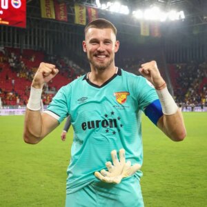 goztepede lis guven tazeledi 5EC8BpYN