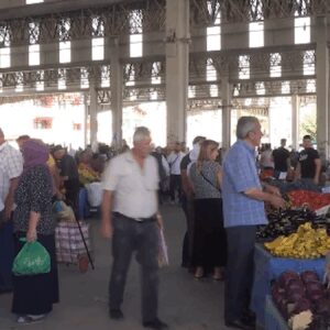 vatandas isyanda gucumuz yetmiyor birini alsak otekini alamiyoruz ev5sBgOB