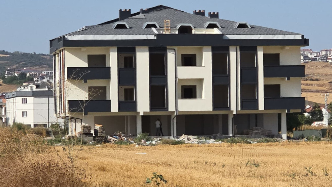 bursada insaatta dusen isci agir yaralandi LhvOGQBW