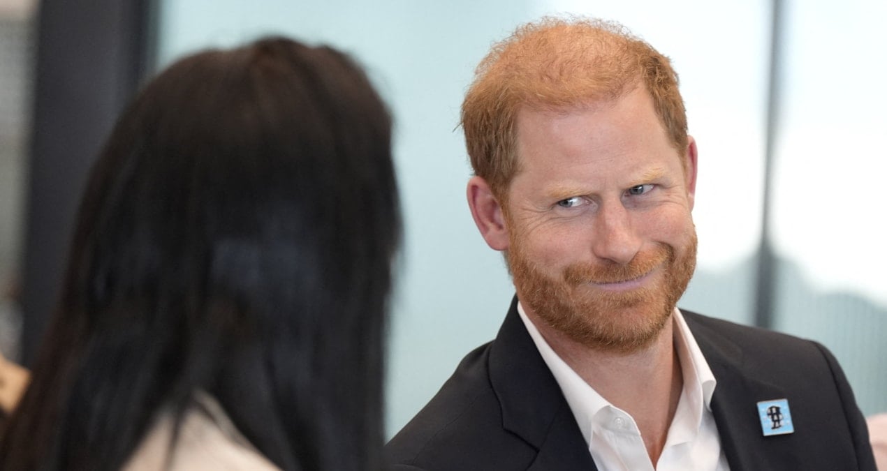 ingilterenin firari prensi elinde cekle ukraynayi ziyaret etti Mbrq4rv3