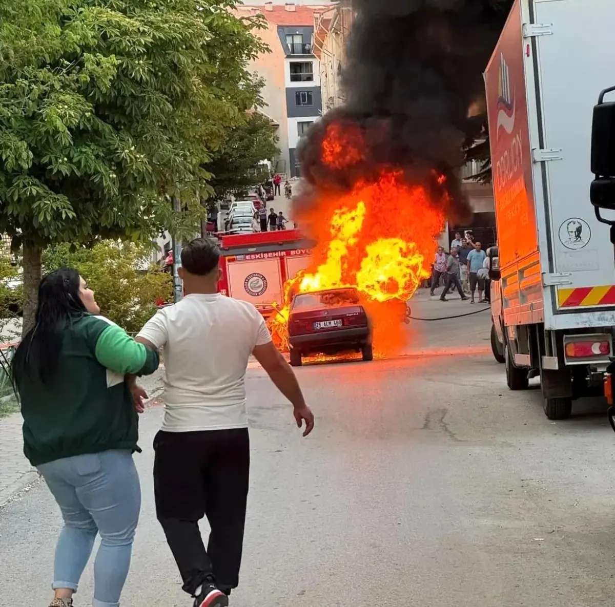 yillarin emegi alevler icinde x4rk38cC