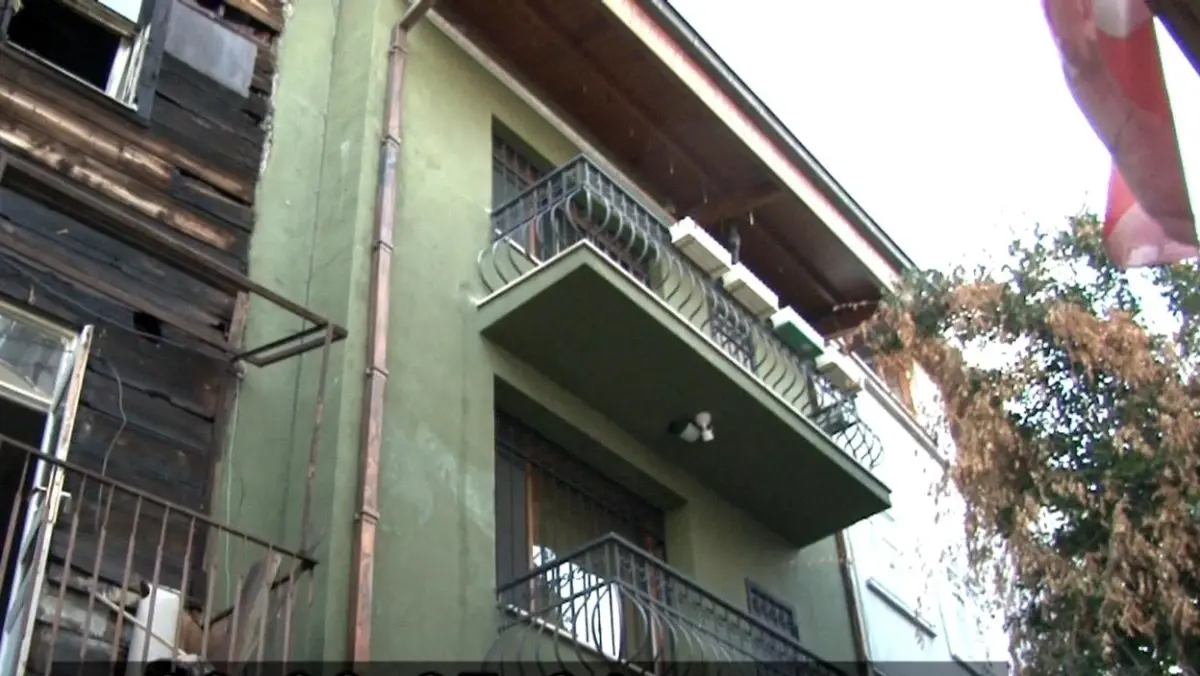 besiktasta yangin 4 bina zarar gordu mHaV8gSZ