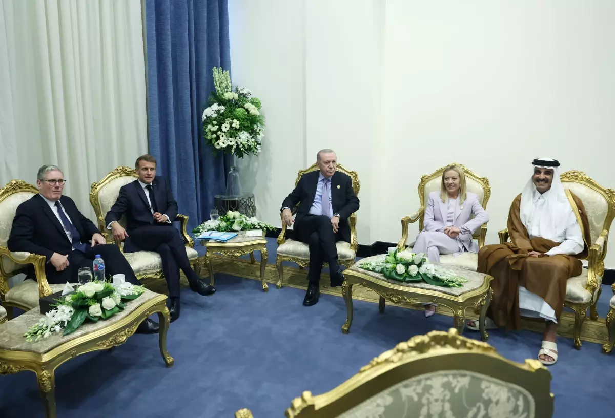 cumhurbaskani erdogan baris icin sarm el seyh zirvesi kapsaminda liderlerle gorustu hPpC1u4G.jpg