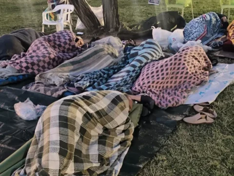 Sehit aileleri ve gazilerin guvenparktaki eylemleri ucuncu gununde ZAOym4zE